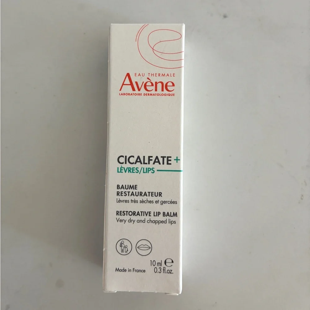 Avène Cicalfate+ Restorative Lip Balm 10ml – Very Dry & Chapped Lips – New